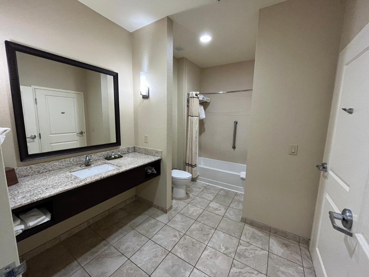Comfort Inn & Suites Beeville Exterior foto
