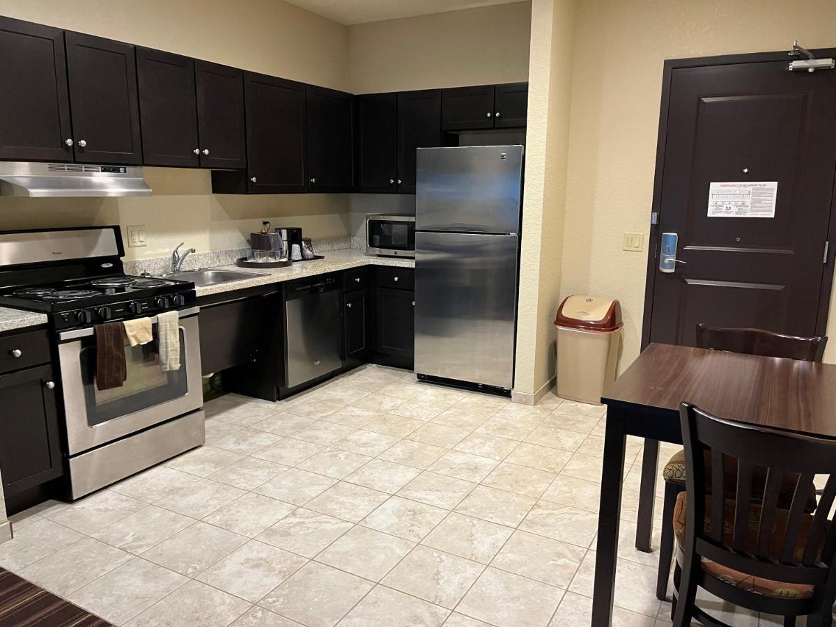Comfort Inn & Suites Beeville Exterior foto