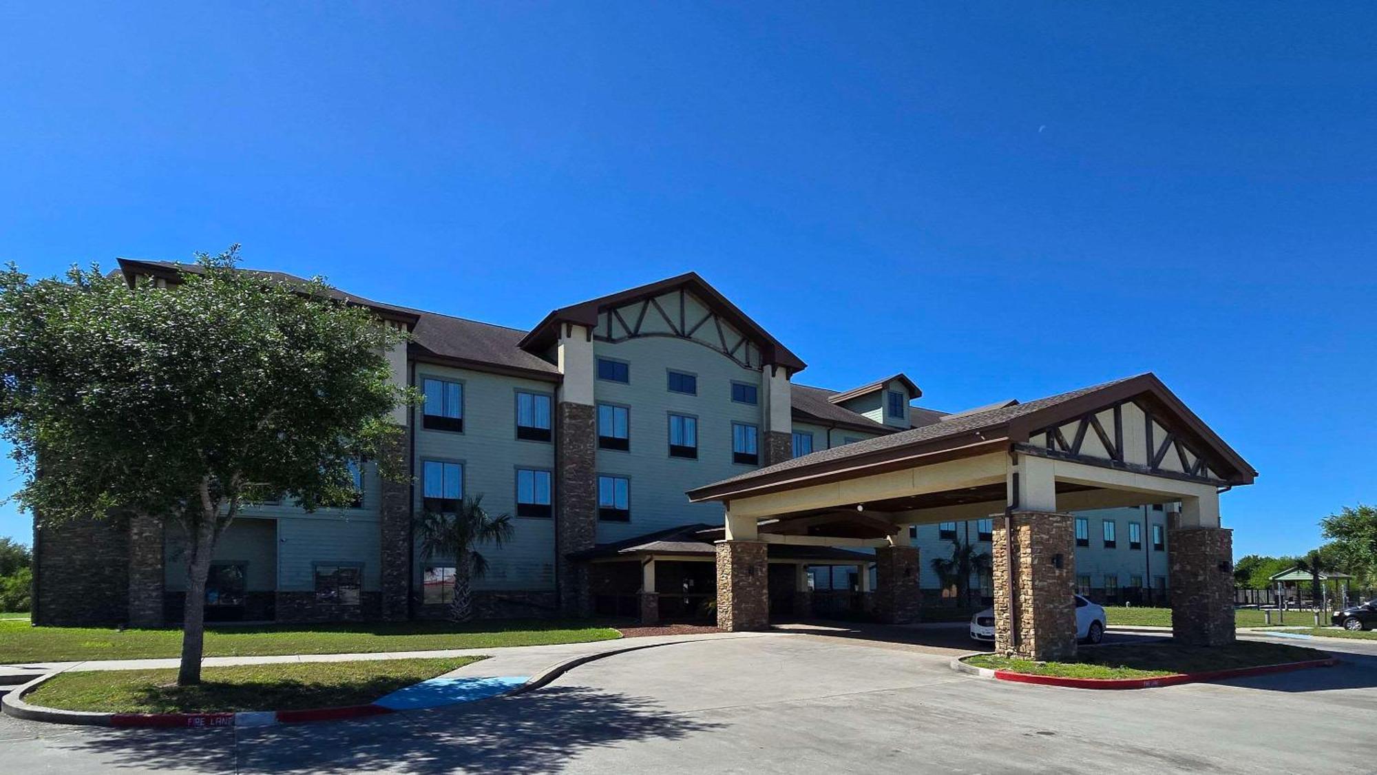 Comfort Inn & Suites Beeville Exterior foto